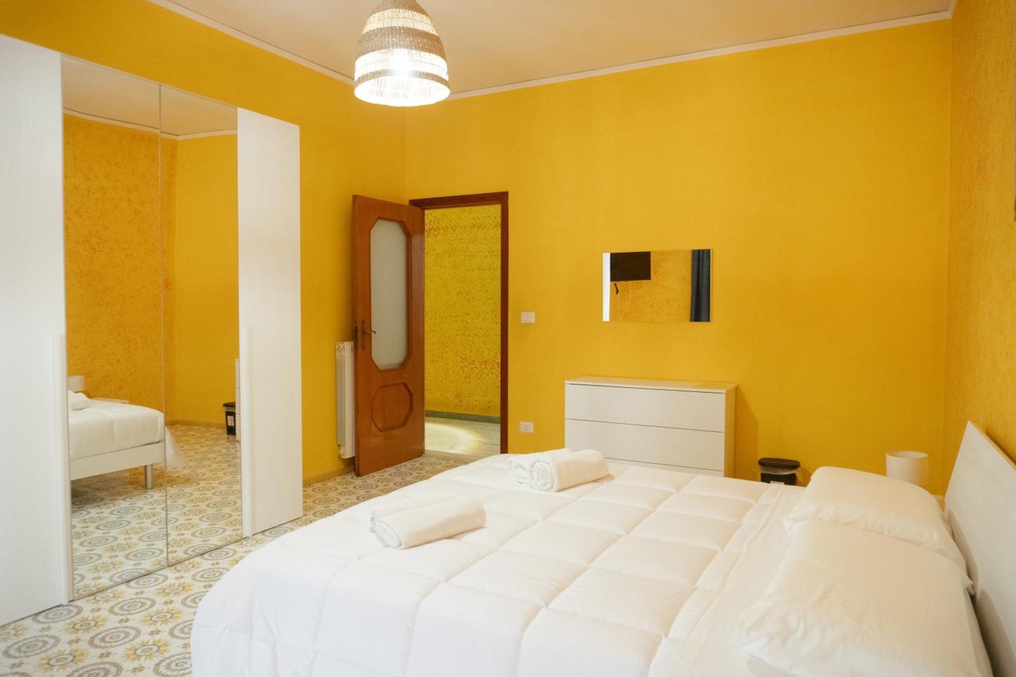 Domus Aurea Relax Room Salerno Exterior photo