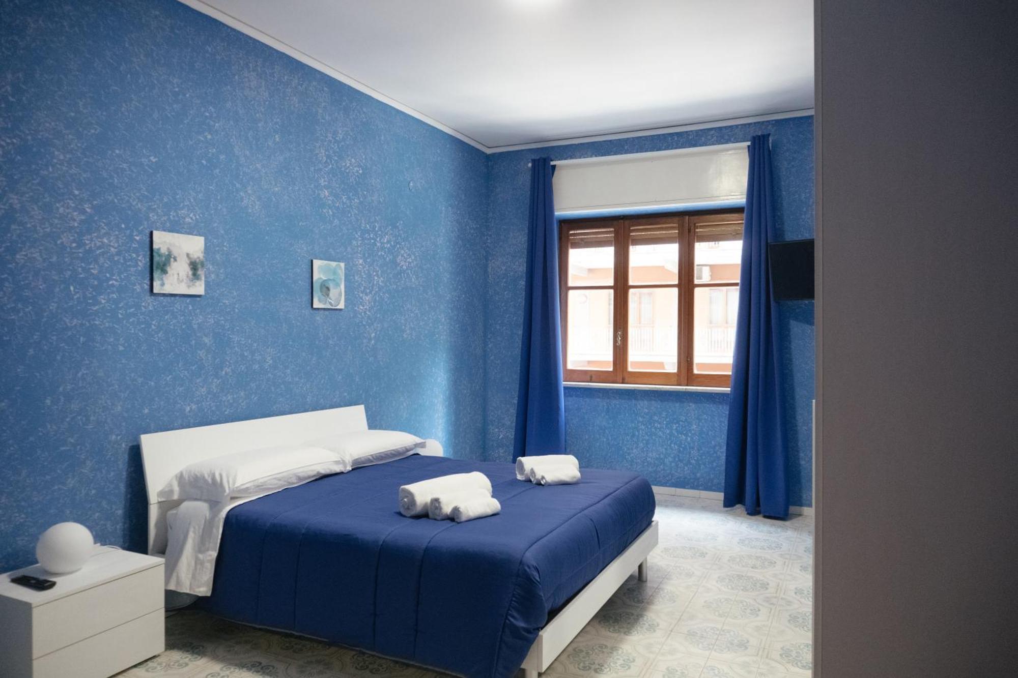 Domus Aurea Relax Room Salerno Exterior photo